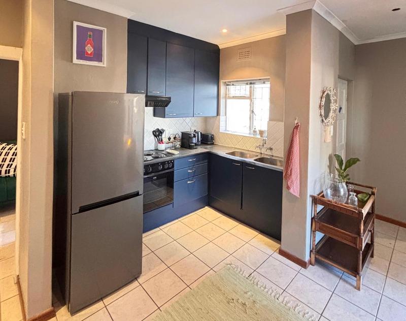 To Let 2 Bedroom Property for Rent in Fish Hoek Western Cape